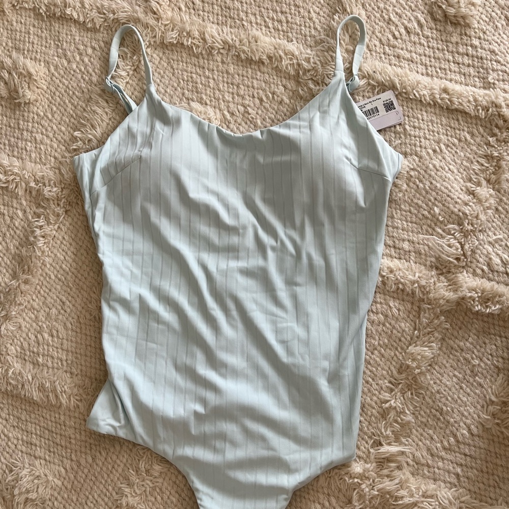Lululemon waterside U-back rib one piece